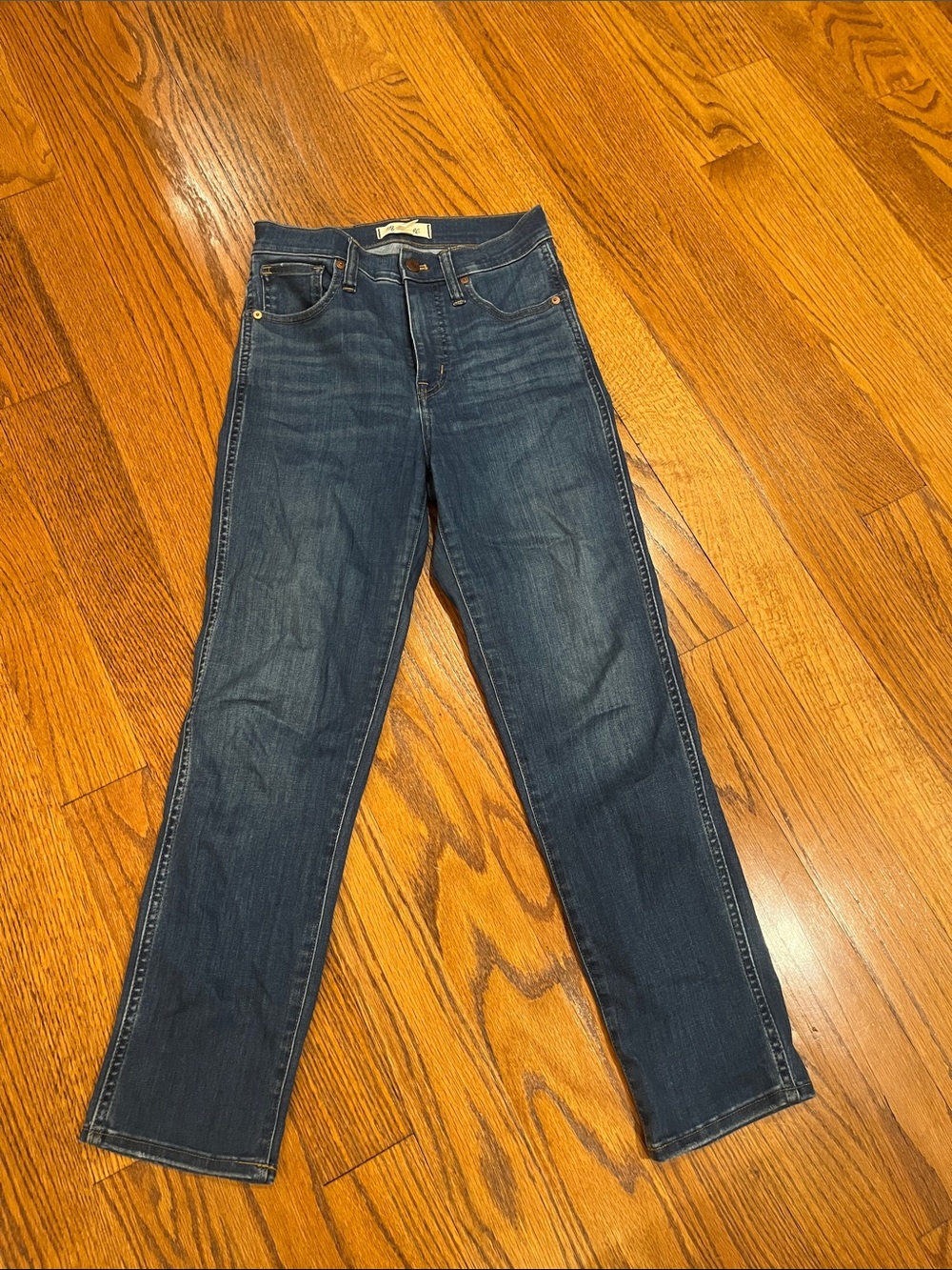 Madewell women dark blue denim jeans size 24 stovepipe jeans.